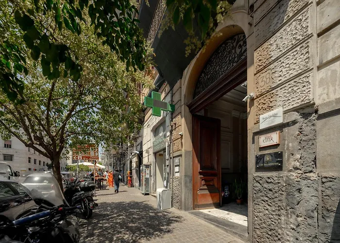 Konukevi Salotto Borbonico - Sanfelice 4*