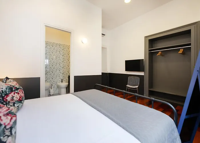 Konukevi Salotto Borbonico - Sanfelice 4*